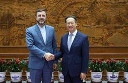 I.R. Iran, Ministry of Foreign Affairs- Iran's Gharibabadi meets with Chinese Deputy FM